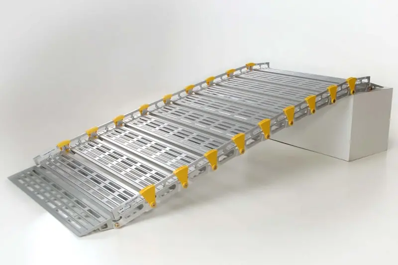 30-Inch Modular Aluminum Ramp – Handrail-Free Design